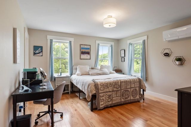 5 Powell St B, Harvard, MA 01451