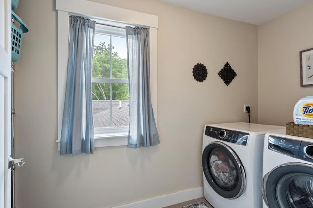 5 Powell St B, Harvard, MA 01451