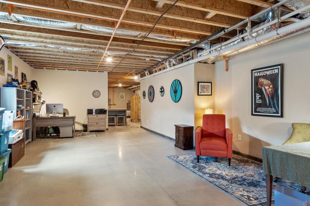 5 Powell St B, Harvard, MA 01451