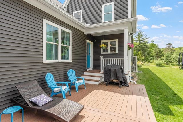 5 Powell St B, Harvard, MA 01451