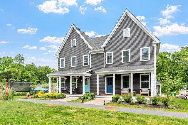 5 Powell St B, Harvard, MA 01451