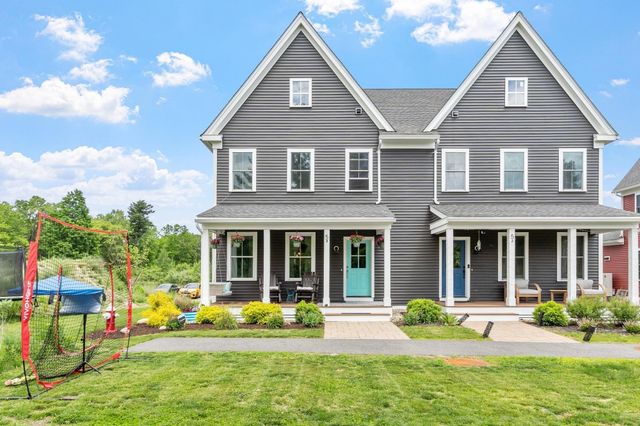 5 Powell St B, Harvard, MA 01451