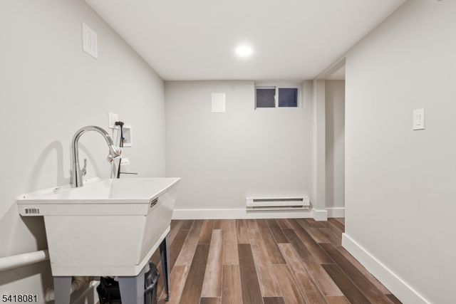 895 Port Reading Ave, Woodbridge Twp., NJ 07064