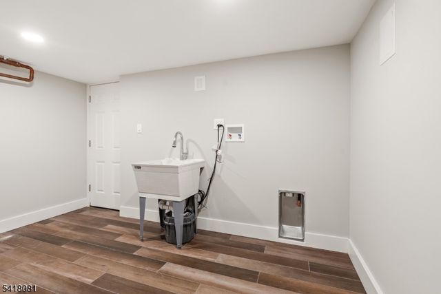 895 Port Reading Ave, Woodbridge Twp., NJ 07064