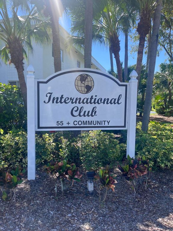 14887 Bal Moral Lane 204, Delray Beach, FL 33446