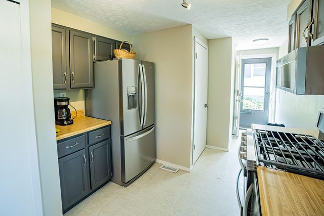 1525 Lenox Road Se, City Of Grand Rapids, MI 49506
