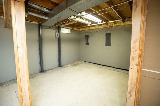 1525 Lenox Road Se, City Of Grand Rapids, MI 49506