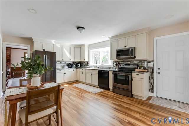 7715 Lampworth Pl, Henrico, VA 23231