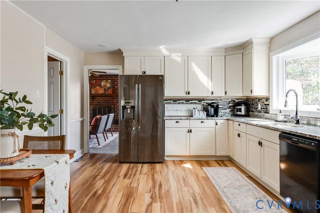 7715 Lampworth Pl, Henrico, VA 23231