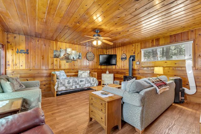 53460 Tollgate Road, Idyllwild, CA 92549