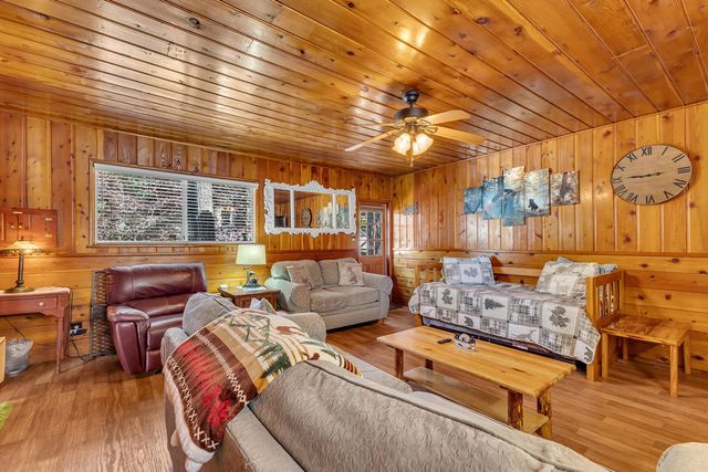 53460 Tollgate Road, Idyllwild, CA 92549