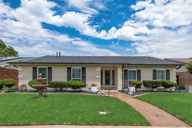 1911 White Rose Lane, Carrollton, TX 75007