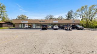 1913 N Belt E, Belleville, IL 62221