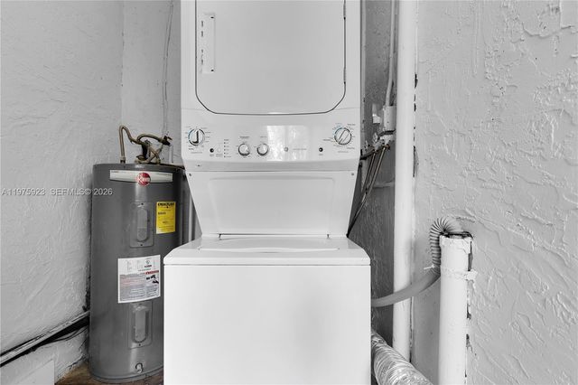 617 NW 30th Ct, Wilton Manors, FL 33311