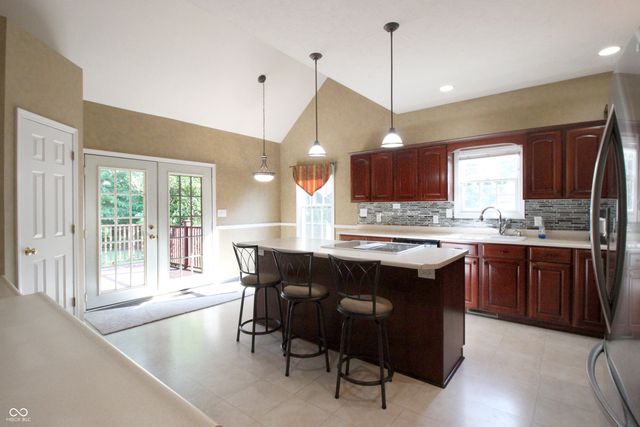 5140 Bull Run, Columbus, IN 47203