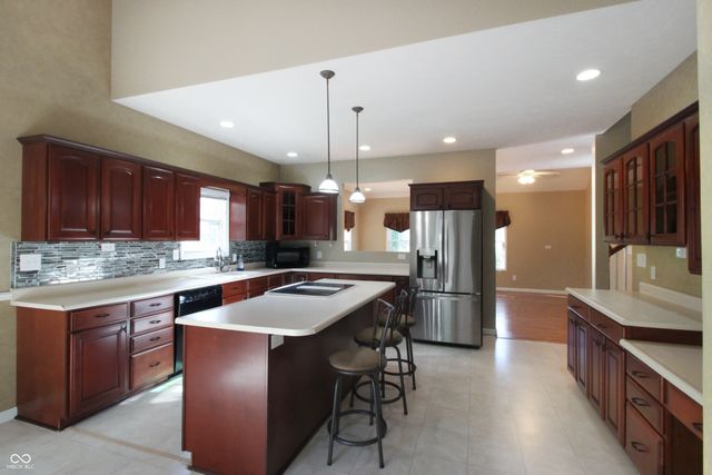 5140 Bull Run, Columbus, IN 47203
