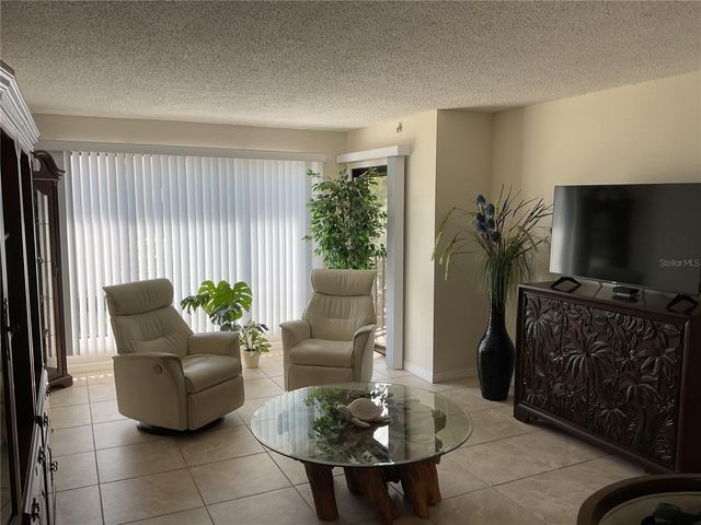 25188 MARION AVENUE D207, Punta Gorda, FL 33950