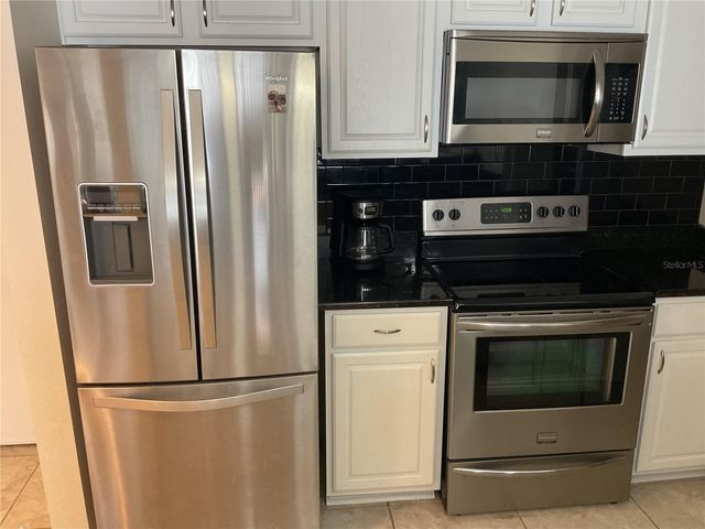 25188 MARION AVENUE D207, Punta Gorda, FL 33950