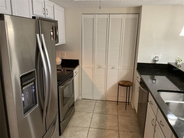 25188 MARION AVENUE D207, Punta Gorda, FL 33950