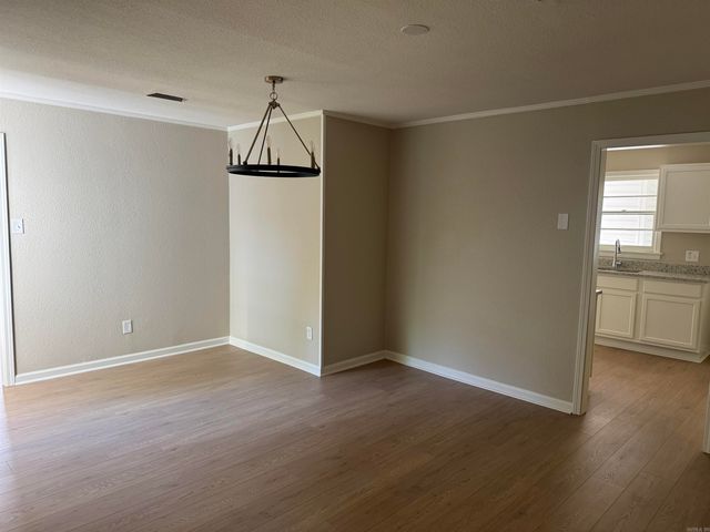 2818 Edgewood, Pine Bluff, AR 71603