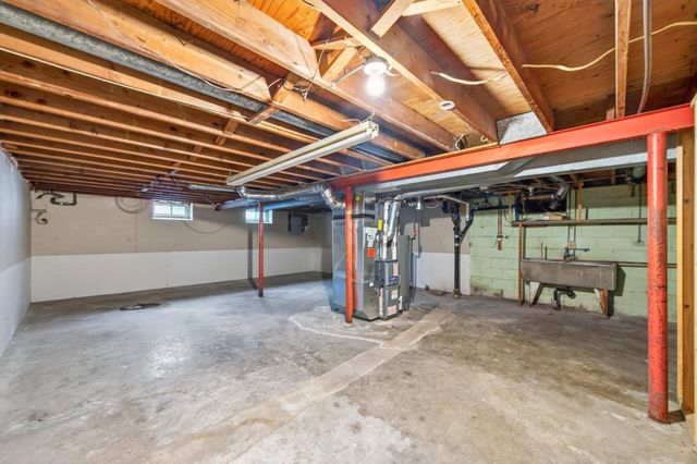 2551 Rainbow Lane, New Brighton, MN 55112