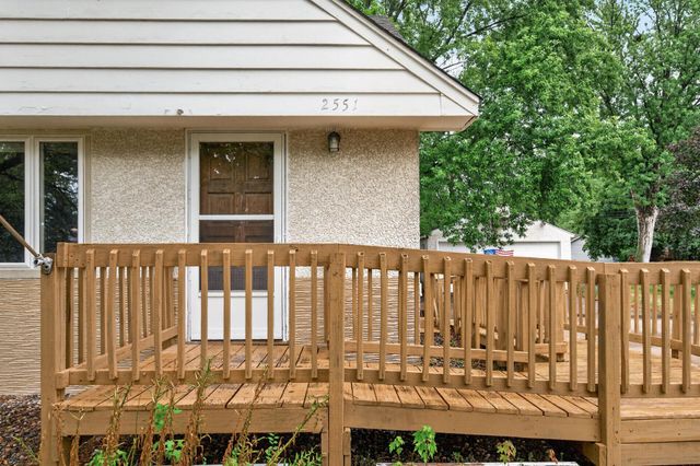 2551 Rainbow Lane, New Brighton, MN 55112