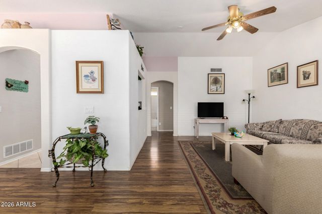 79 W GAIL Drive, Gilbert, AZ 85233