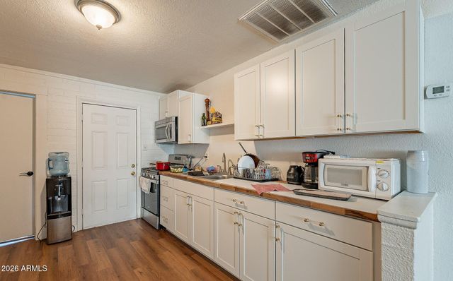 1021 N HAROLD Street, Tempe, AZ 85288