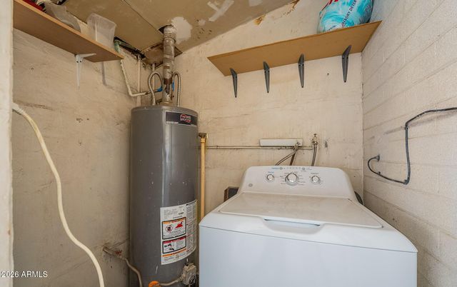 1021 N HAROLD Street, Tempe, AZ 85288