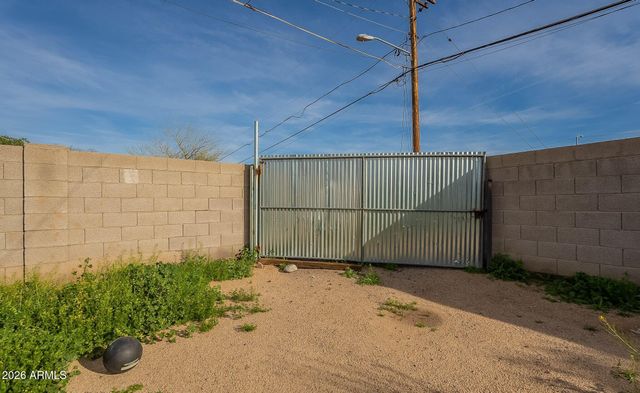 1021 N HAROLD Street, Tempe, AZ 85288