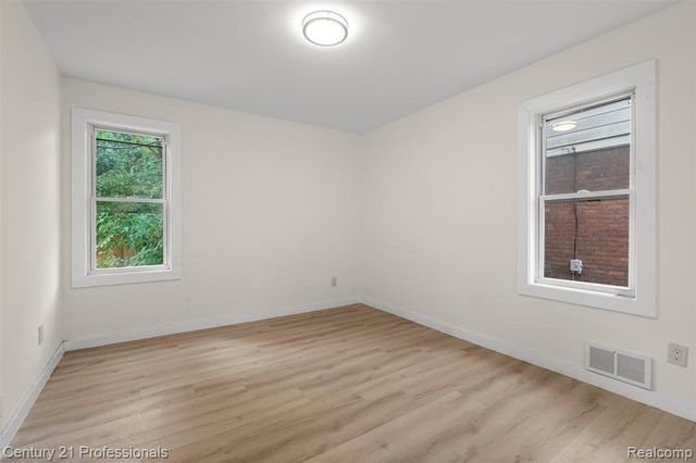 16809 Woodingham Drive, Detroit, MI 48221