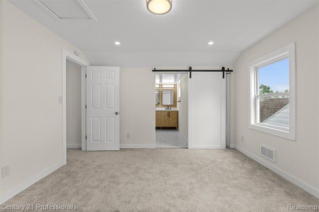 16809 Woodingham Drive, Detroit, MI 48221