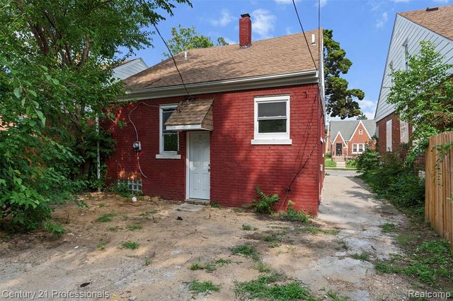 16809 Woodingham Drive, Detroit, MI 48221