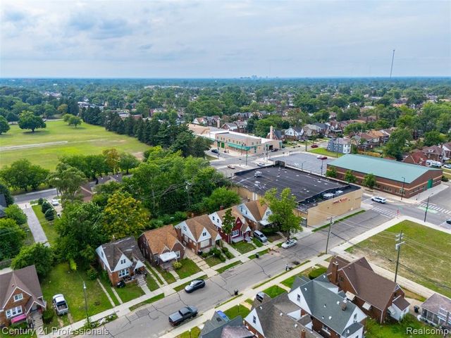 16809 Woodingham Drive, Detroit, MI 48221