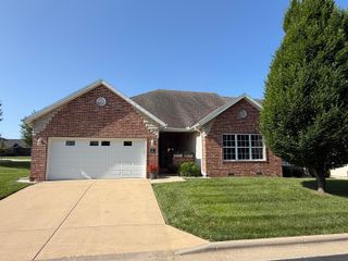 1356 North Sandy Creek Circle, 1, Nixa, MO 65714