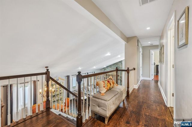 23 Chicopee Drive, Wayne, NJ 07470