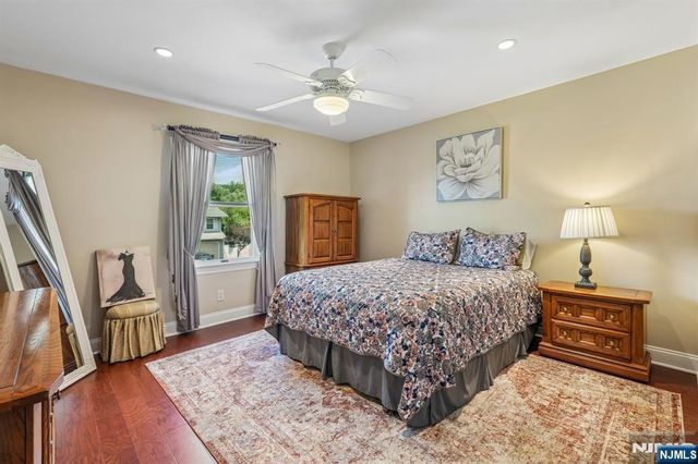 23 Chicopee Drive, Wayne, NJ 07470