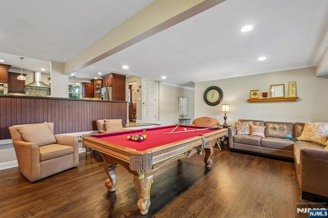 23 Chicopee Drive, Wayne, NJ 07470