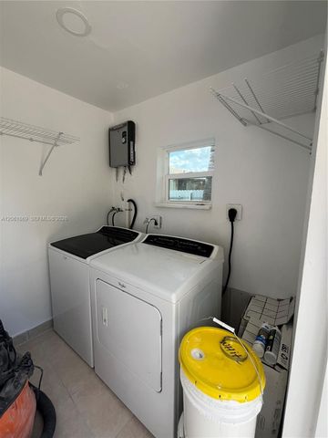 1160 NW 105th Street 1160, Miami, FL 33150