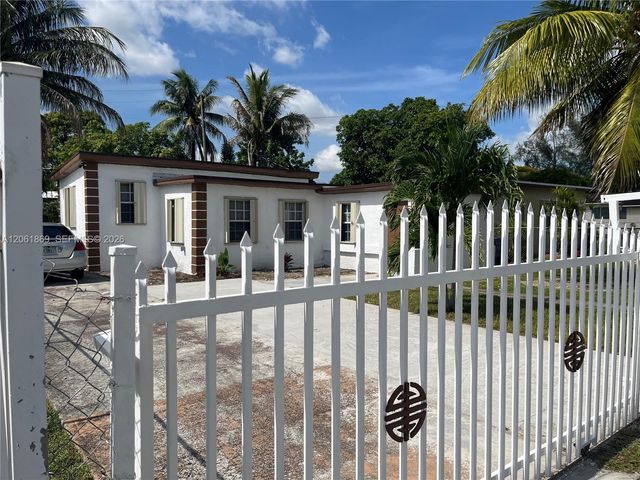 1160 NW 105th Street 1160, Miami, FL 33150