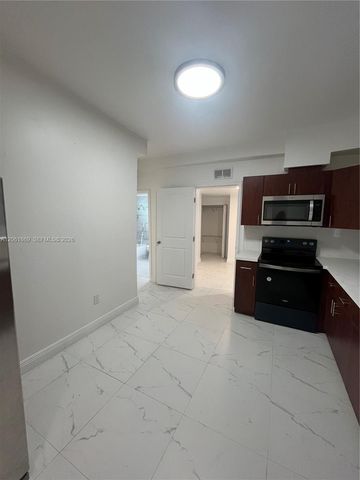 1160 NW 105th Street 1160, Miami, FL 33150