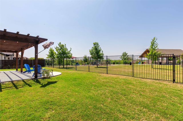 749 Lazy Brooke Drive, Rockwall, TX 75087