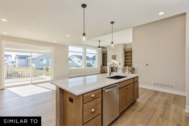 714 NE Crossing Oaks Drive, Ankeny, IA 50021