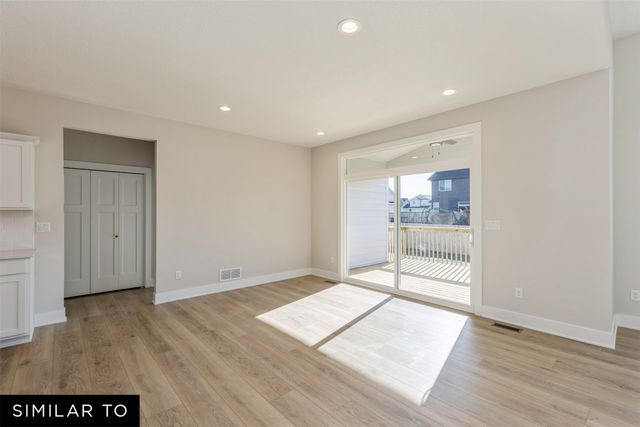714 NE Crossing Oaks Drive, Ankeny, IA 50021