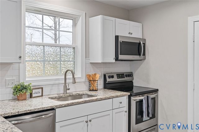 59 Monument Ave, Petersburg, VA 23803