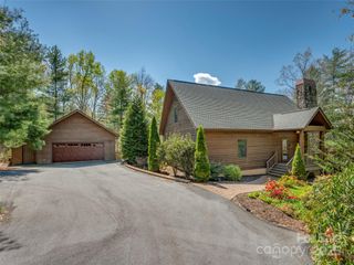224 Corsica Lane, Saluda, NC 28773