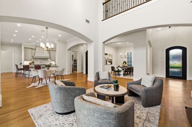 5724 Caladium Drive, Dallas, TX 75230