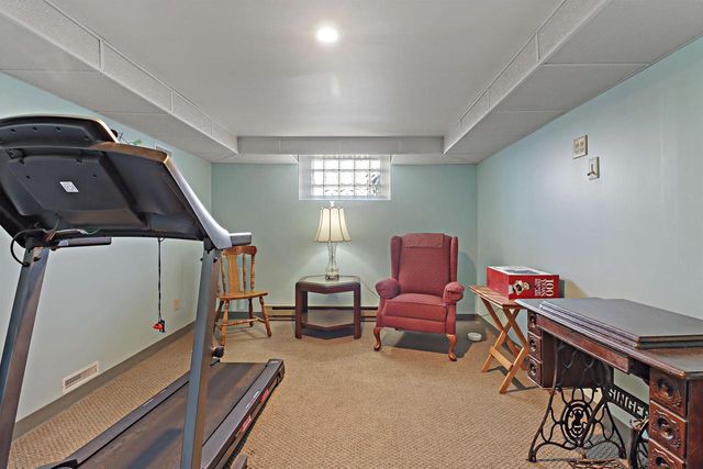 149 W Washington STREET, Burlington, WI 53105