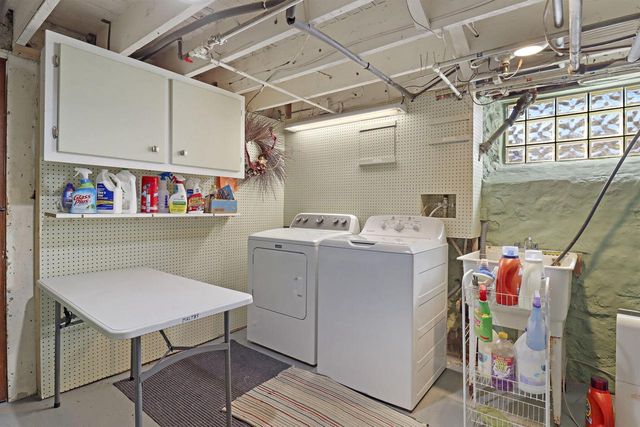 149 W Washington STREET, Burlington, WI 53105