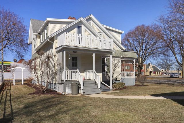 149 W Washington STREET, Burlington, WI 53105